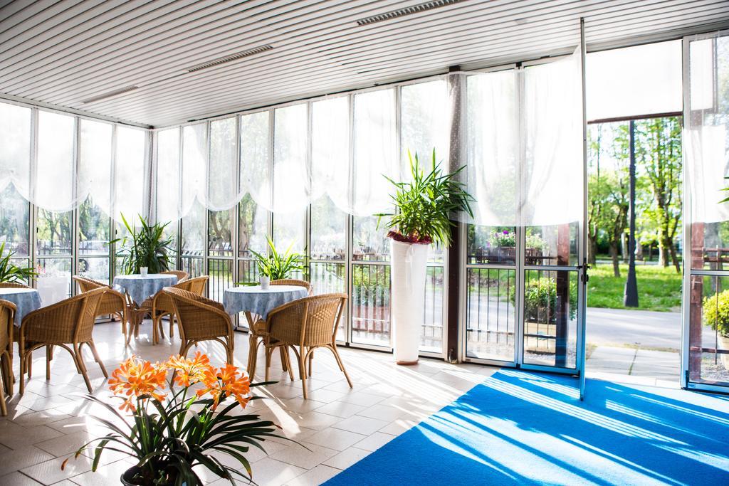 Hotel Majorca Cesenatico Extérieur photo