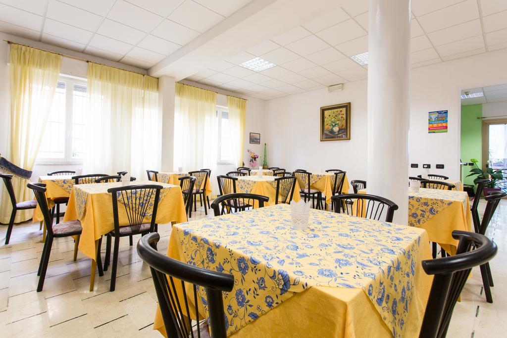 Hotel Majorca Cesenatico Extérieur photo